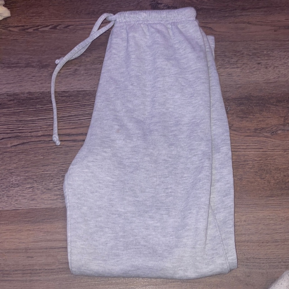 sweatpants